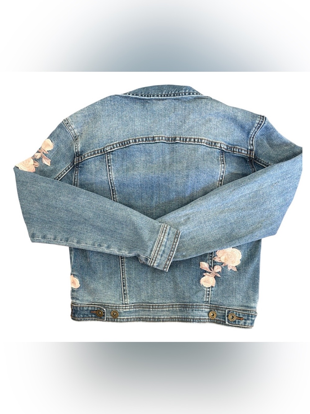 BILLY T- Classic Embroidered Denim Jacket with🌹 Pink Floral Accents - Picture 8 of 9